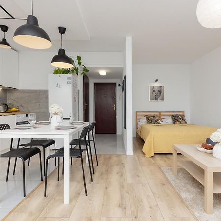 Arsenal City Apartment Warsaw By Renters エクステリア 写真